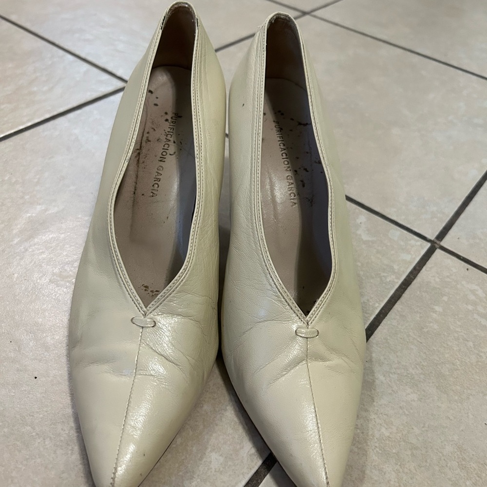 Designer Leather Pumps